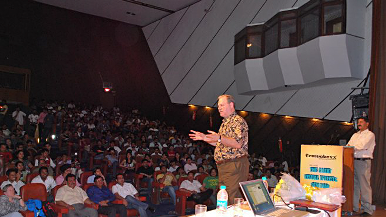 Frameboxx_Delhi-Seminar_audience4_1280_shrp